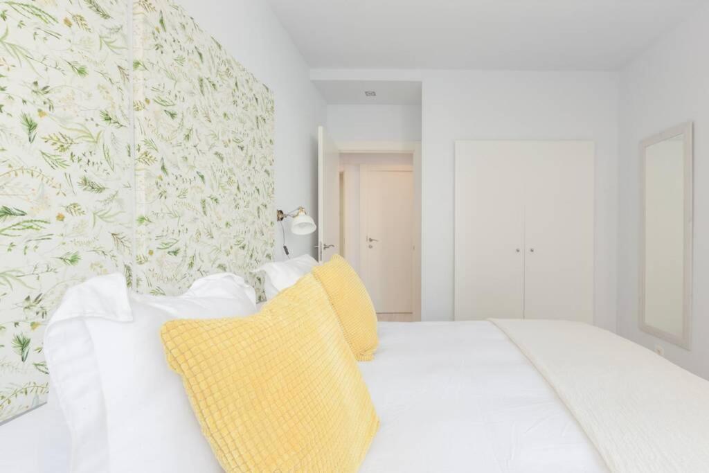 New Gorgeous Central Apartment - Beachfront - 3 Bd San Sebastián Exterior foto